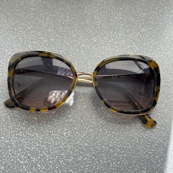 J. crew sunglasses - Picture 1 of 5